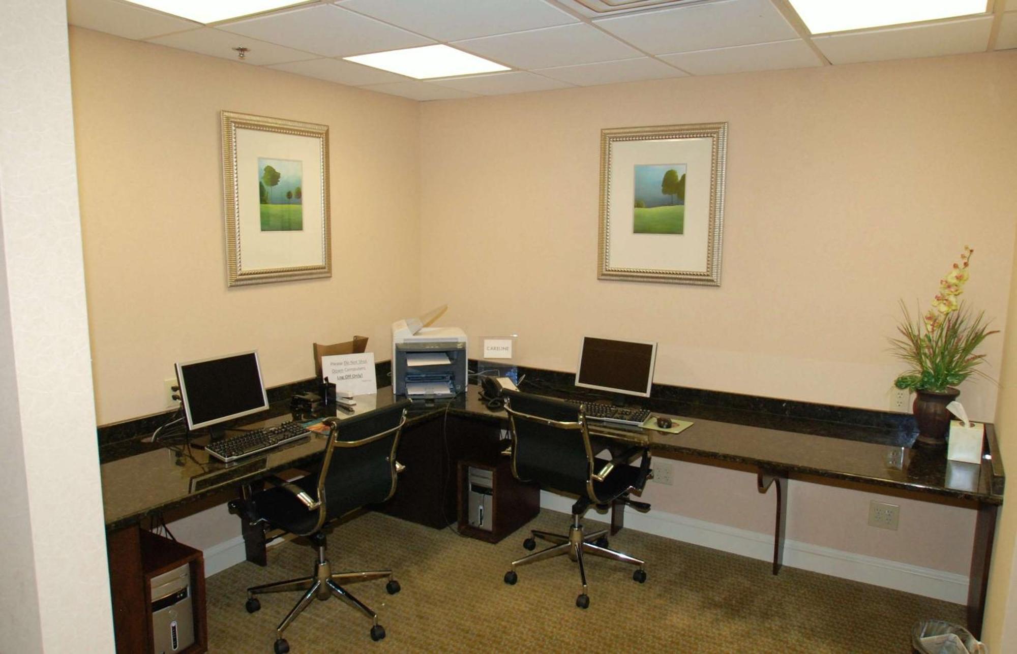 Doubletree By Hilton Fayetteville Εξωτερικό φωτογραφία